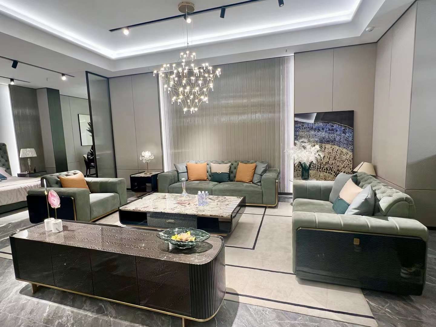 喜欢轻奢家具,不妨先来看看蠡口家具城这家罗曼迪卡轻奢