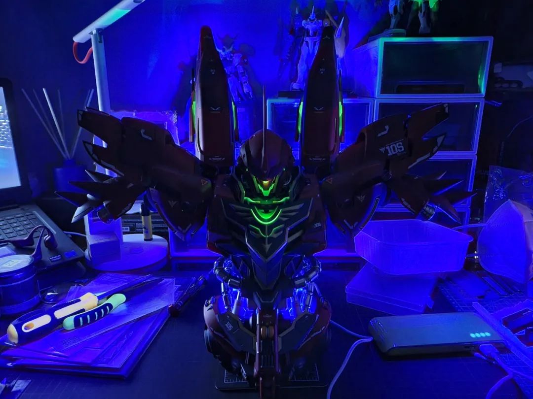 「佳作」亿辉新安洲胸像