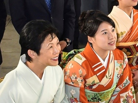 日本绚子公主:嫁妆600万,新郎长得帅家世好,爱笑的女孩运气好