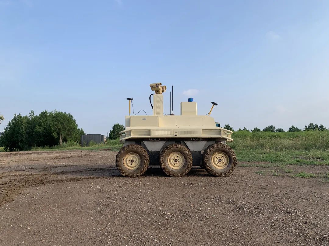 排名全国前五的「sophon边境无人巡逻车」,长这样