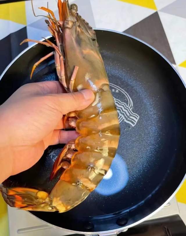 你买的是不是真 · 红爪虾 · 对虾之王?