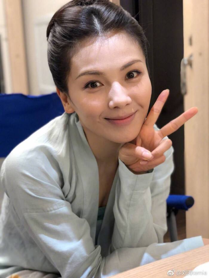 曾经"国民媳妇"刘涛:如今口碑下滑,备受吐槽,走得越来越远!