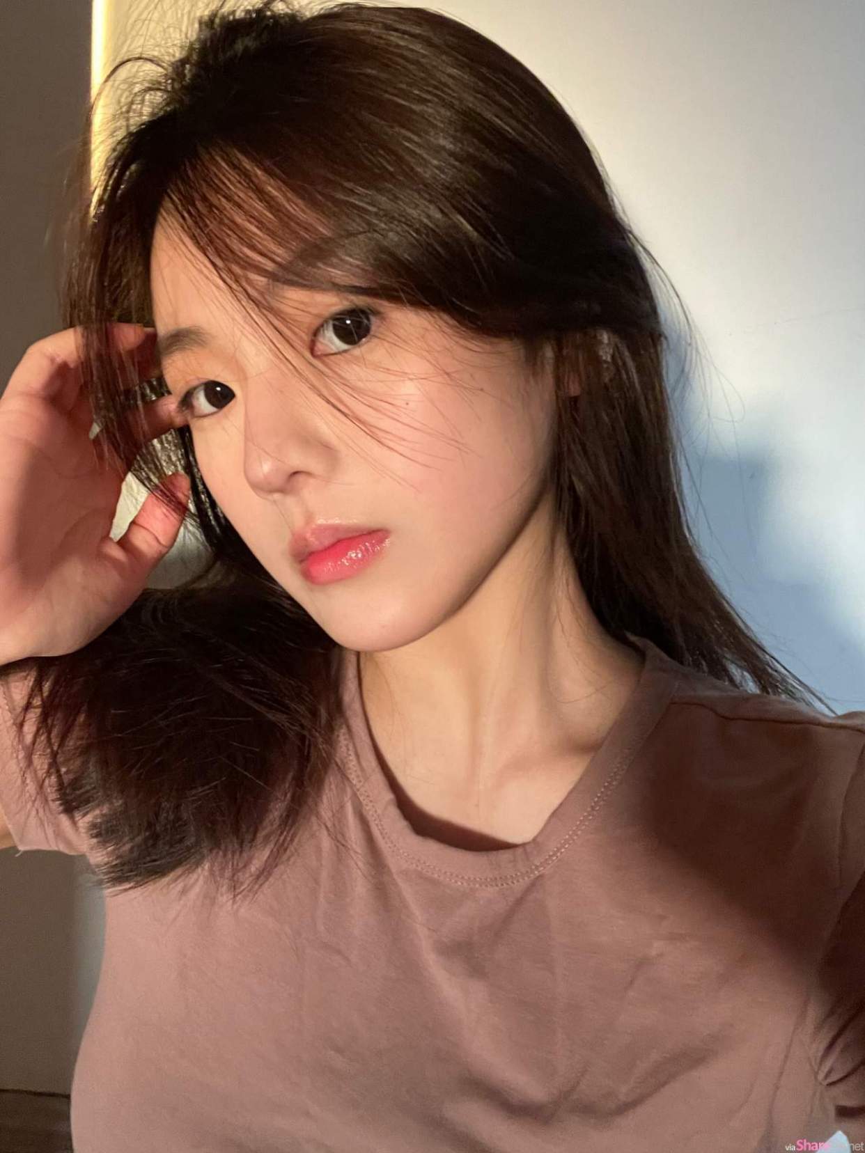 多图/口罩正妹车上自拍小露酥胸 这s型身材很可以!