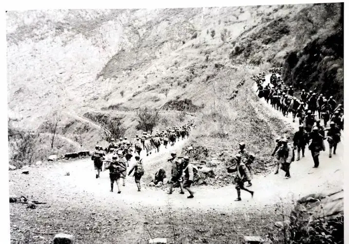 刘邓大军挺进大别山之前有12万人,出大别山时,还有多少人?