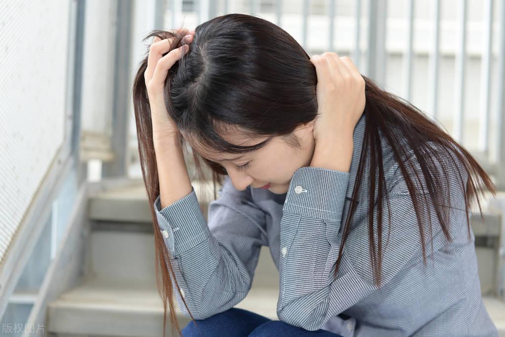 回顾:研究生杨元元带母上学,两个月后自缢,10字遗书让人心疼