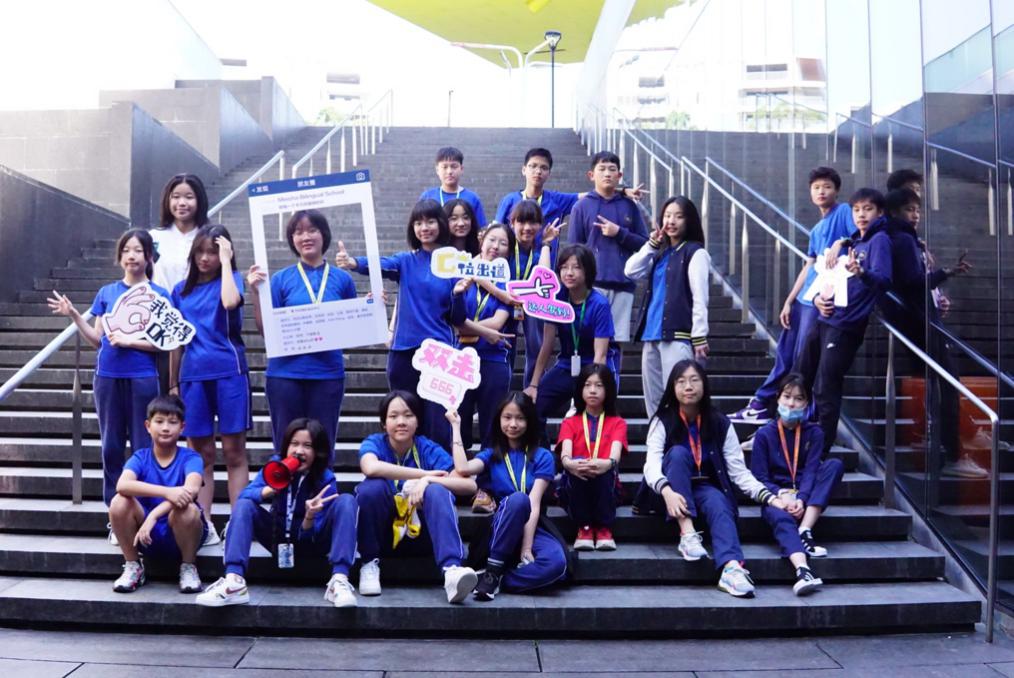 深圳梅沙雙語學(xué)校怎么樣?閱讀融入表演之中(圖2) 深圳梅沙雙語學(xué)校怎么樣?閱讀融入表演之中(圖2)