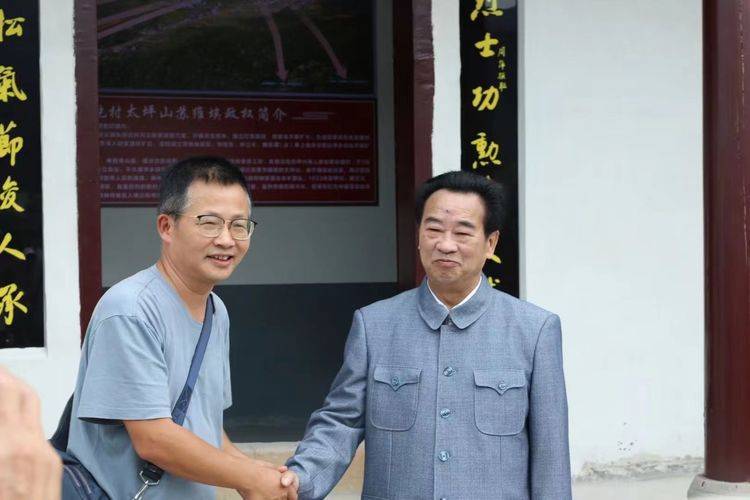 特邀影视演员段冬生老师专程返乡参加大型公益活动