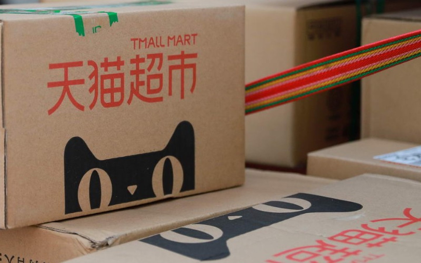 大量黄牛跑天猫超市抢鸡蛋,被阻挡700万次