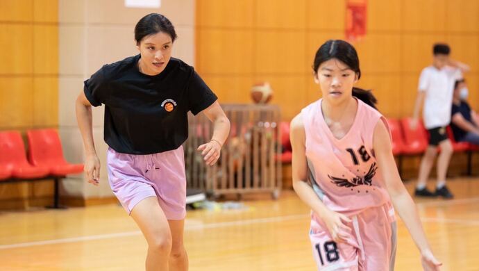 市运会"我的运动家|前上海女篮球员林贝叶寄语儿女:愿体育伴他们