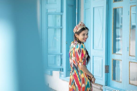 新疆旅行,别错过伊犁七星街,悠闲舒适风情无限,吃的玩的全囊括