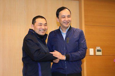 白营会赢?台湾蓝绿两党选票流失严重,但柯文哲再牛也成不了老大