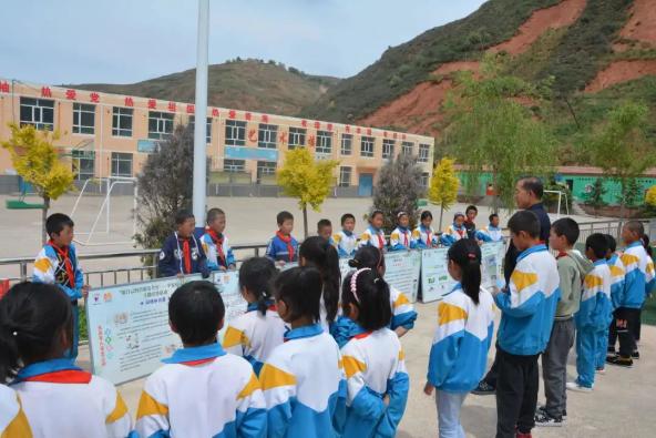 【乐都公安】洪水派出所开展校园安全法制讲座暨"护校安园" 活动