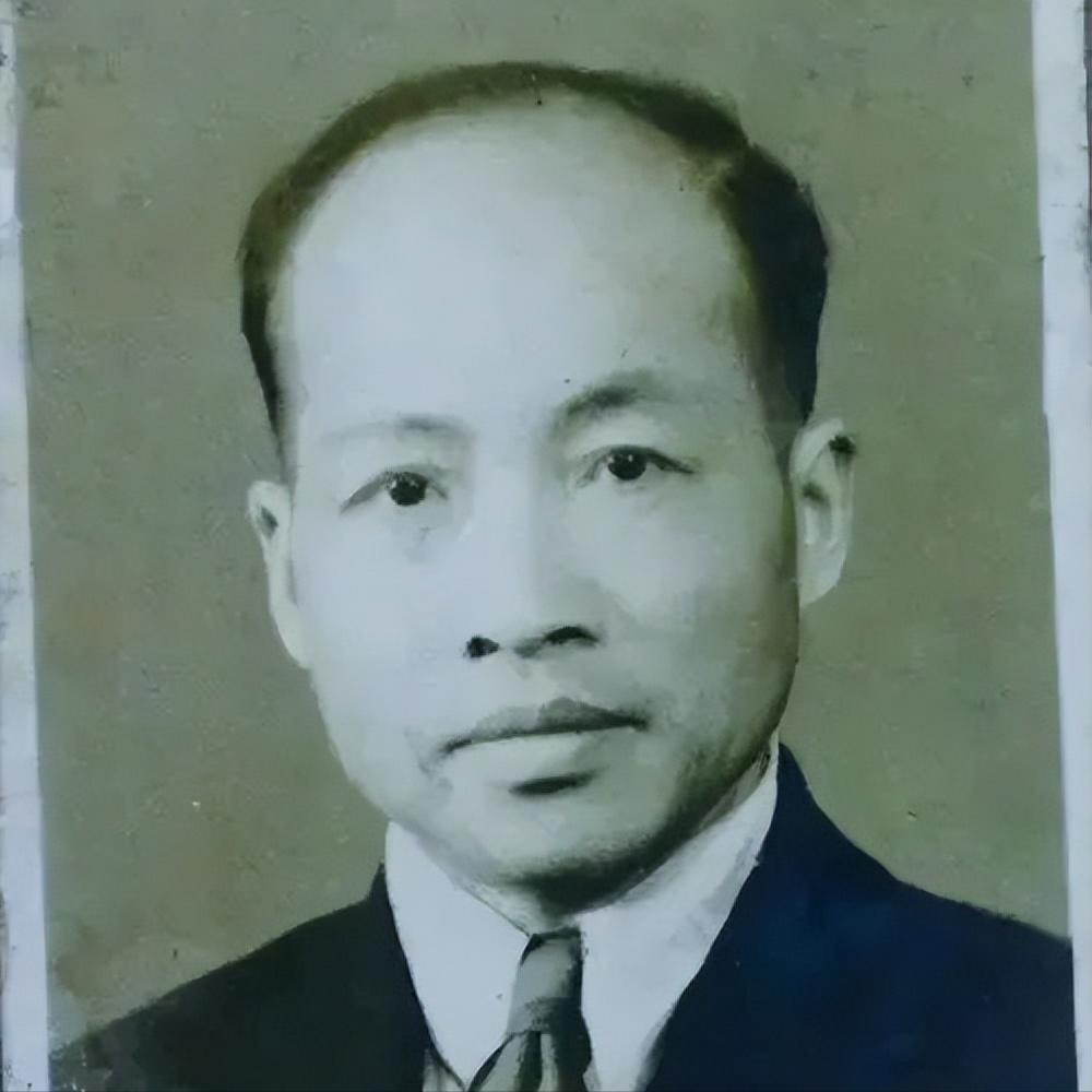 苏步青的日本妻子在家洗碗,日军突然闯进家里,要求共进日本菜