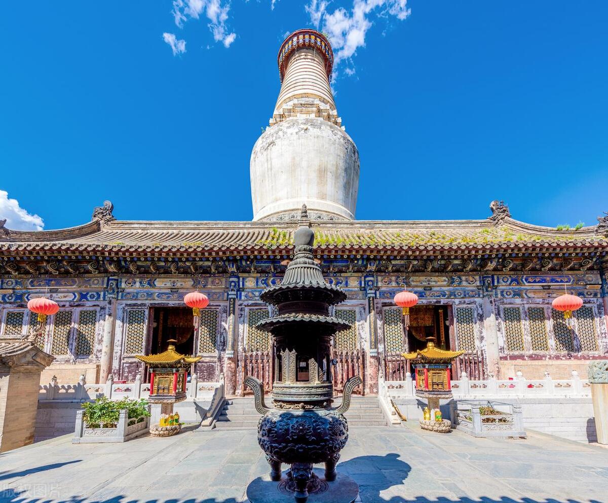 走进五台山(一):显通寺,塔院寺,菩萨顶