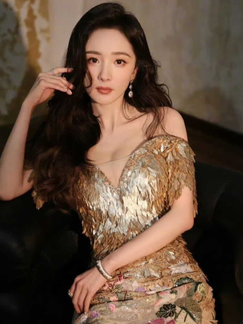 杨幂更新新图,这也太好看了吧「打call」「打call」「打call」