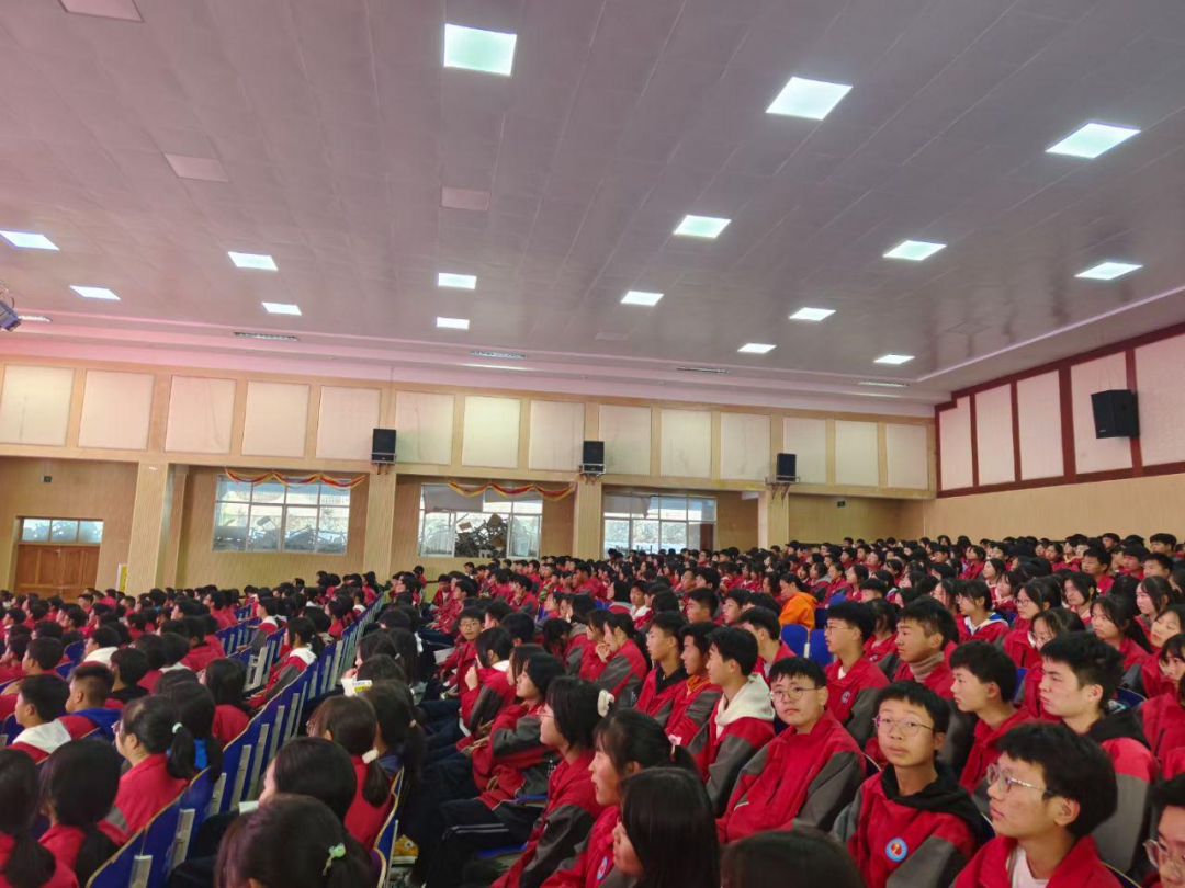 盘州市第七中学|以数字化技术破解新高考难题