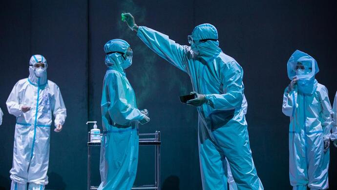 中国医师节之际,这个90后医护人员的抗疫故事传递了希望