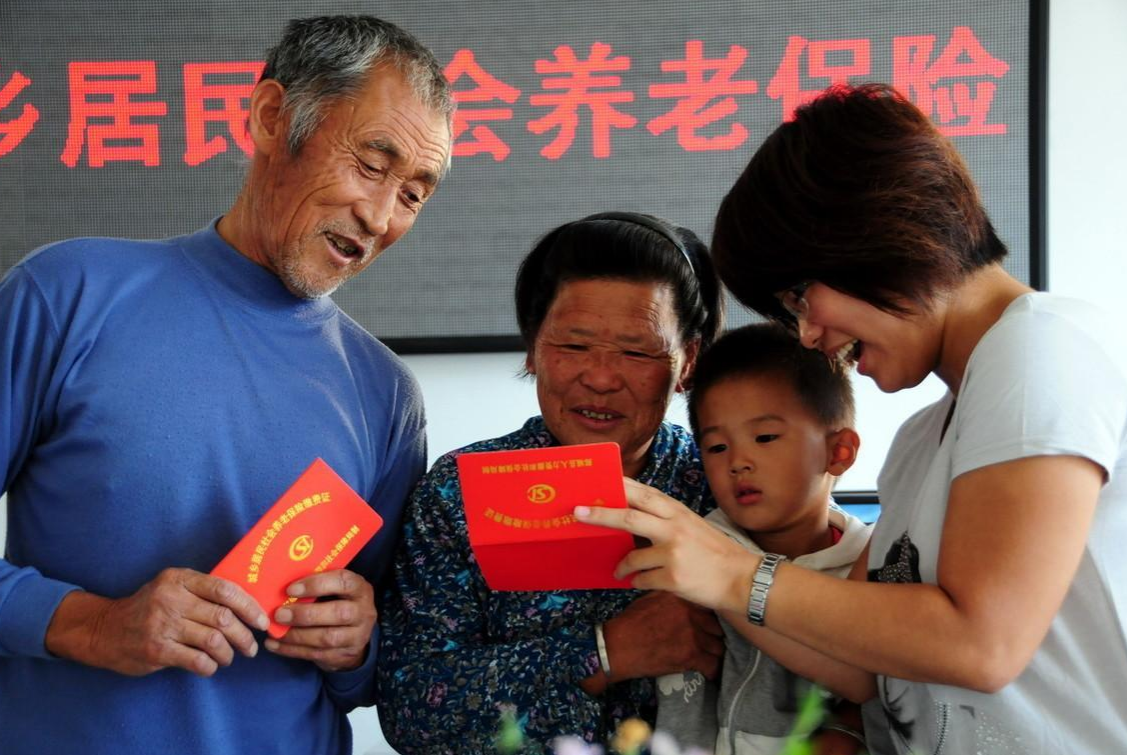 8月起,养老金将迎来重算补发,有的人可以补发3000元以上?看看