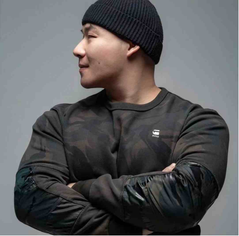 人气主播玩命为陌陌电影预热 精彩讲述拉满网友期待值