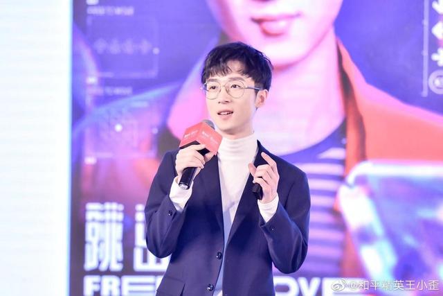 少东破千万粉丝,王小歪助力一起直播,网友:快手主播抱团取暖