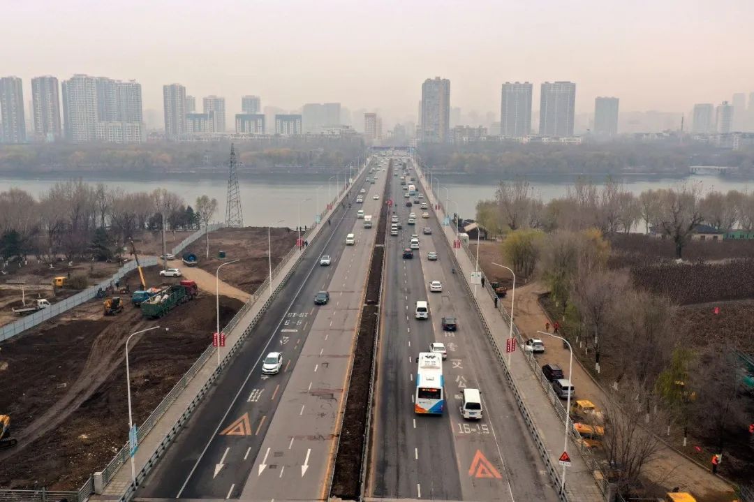 沈阳工农桥今日开始施工!西半幅拆除重建 暂用东半幅通行!