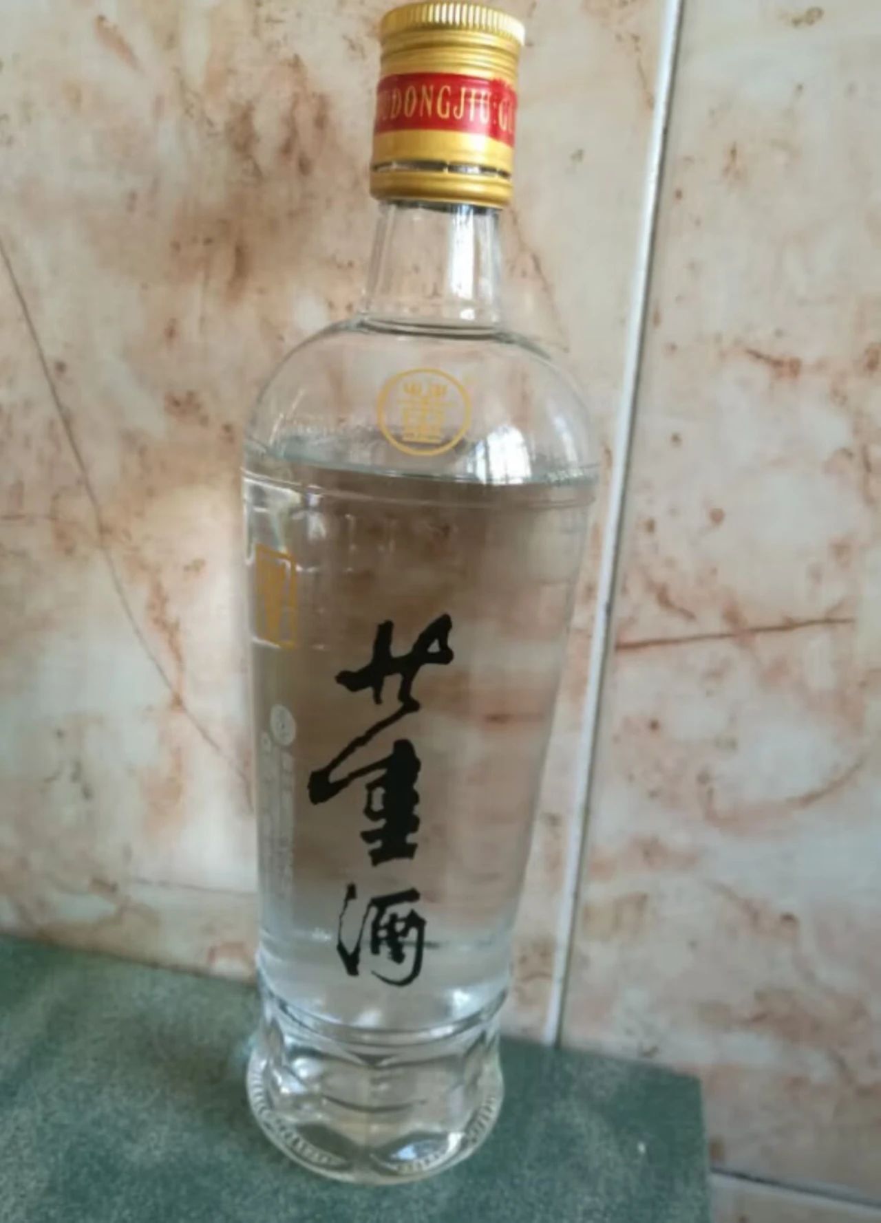 白酒有点苦是粮食酒吗能喝吗，白酒有点苦是粮食酒吗