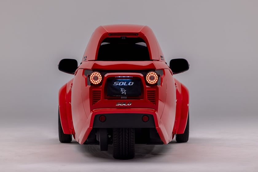 约合人民币11.8万,这款怪异的加拿大solo三轮车亮相ces展