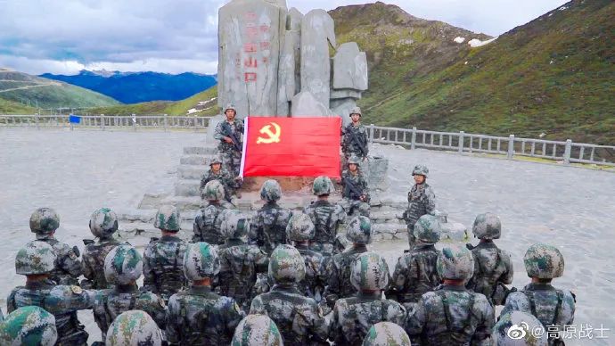 推荐西藏军区开通微博，5万粉丝前来报到，首条视频就燃到爆！