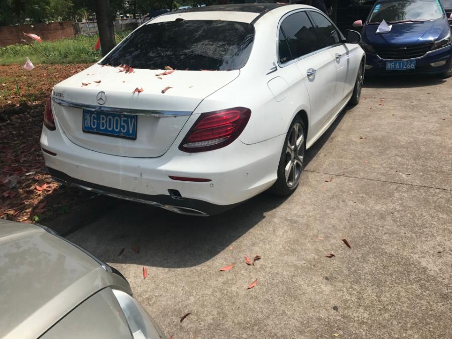 拍卖成功!浙江省金华市一辆车牌号为,浙gb005v奔驰e300l牌汽车