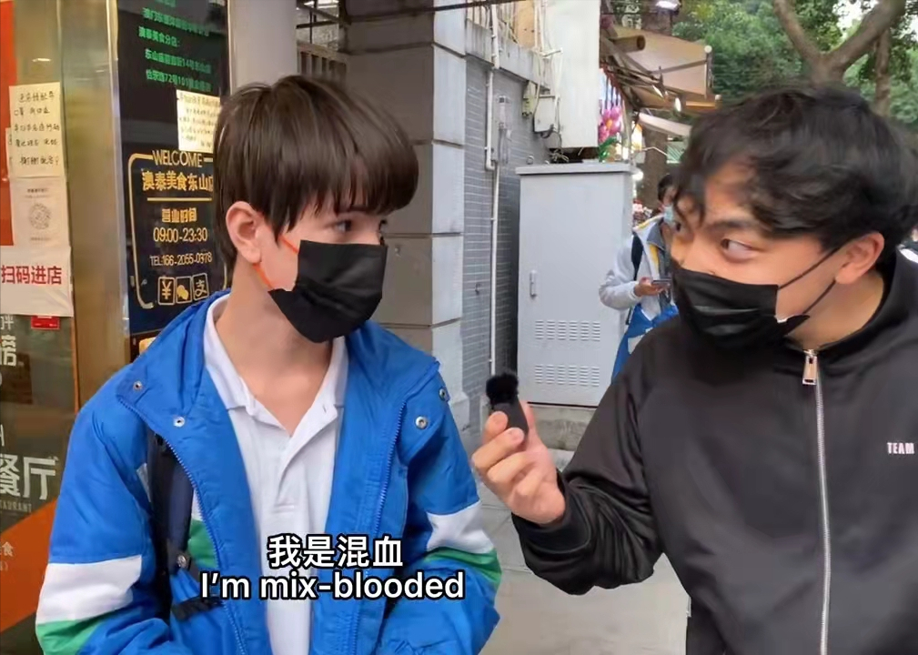 中英混血男生英语不好,广东话却说得贼溜,背后原因是什么?