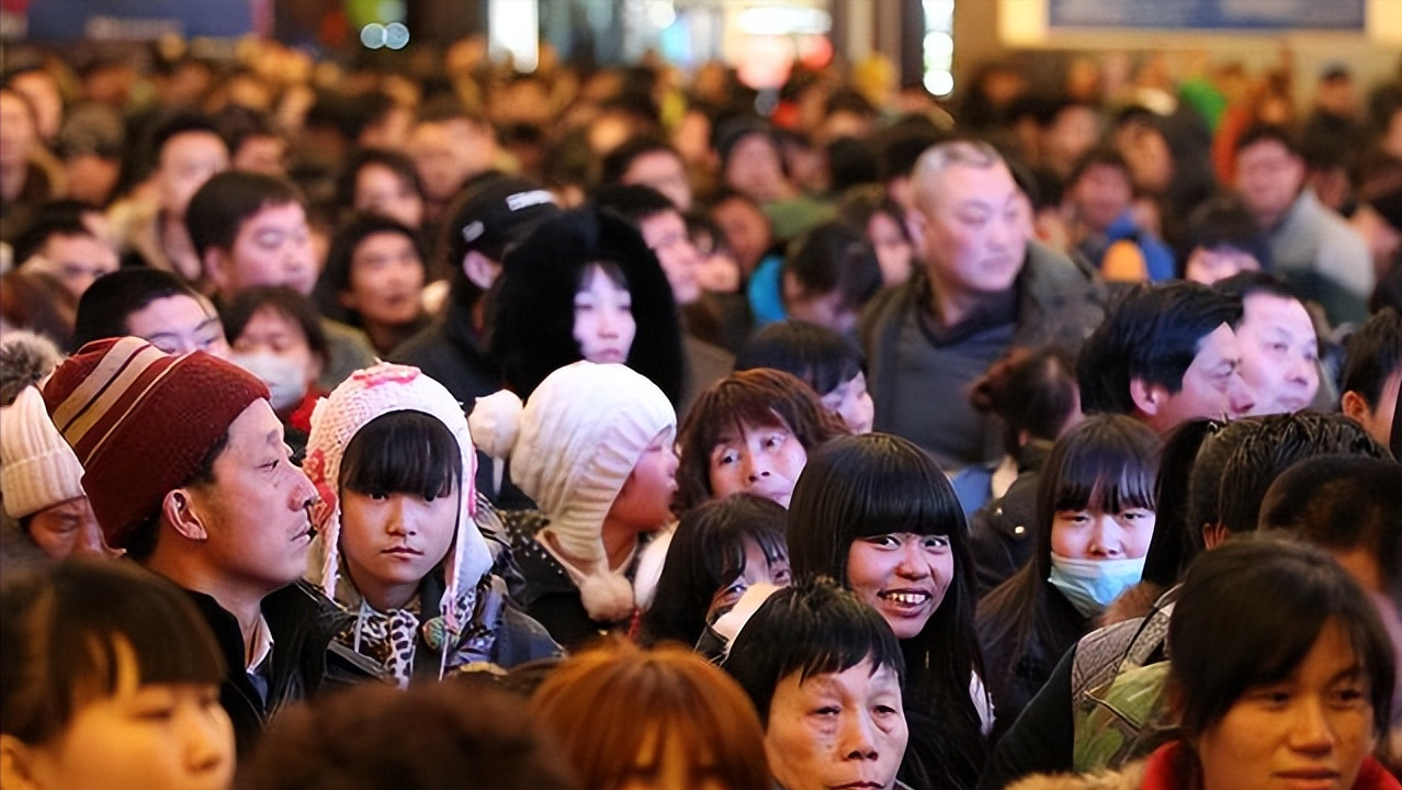 流动儿童社交媒体的使用,对其群体社会适应的影响与对策