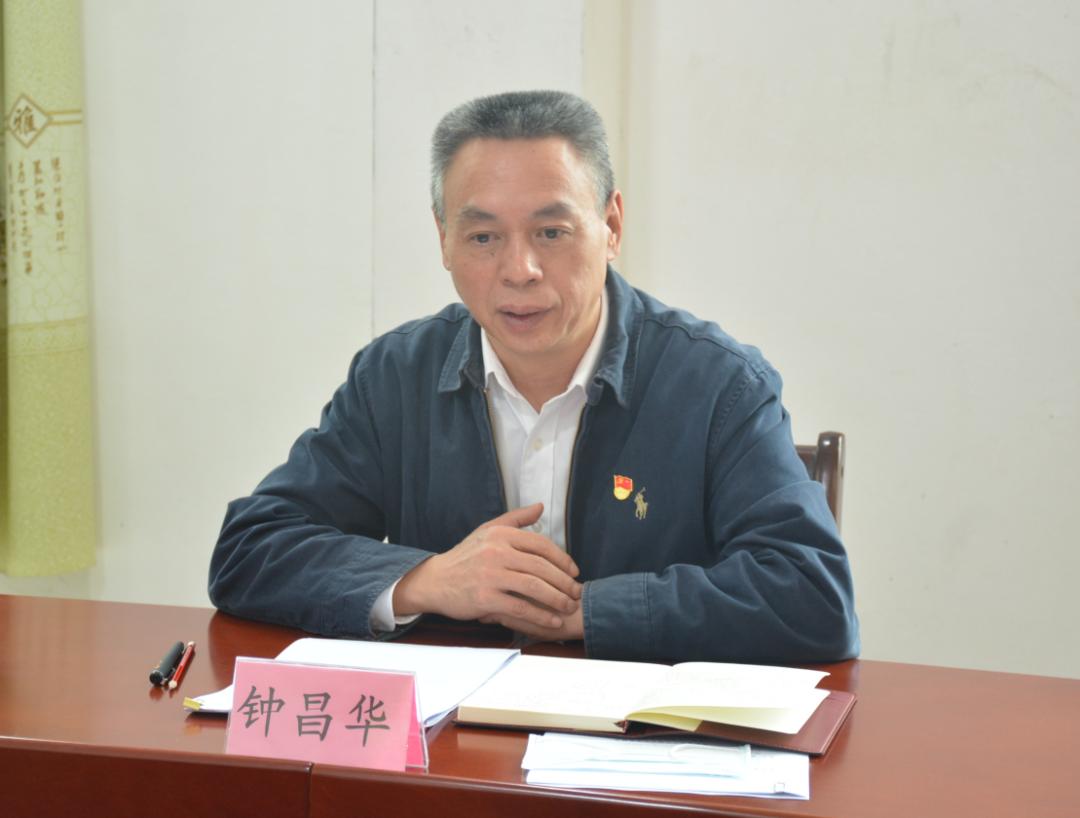 古田县委书记钟昌华深入农村宣讲党的十九届五中全会精神