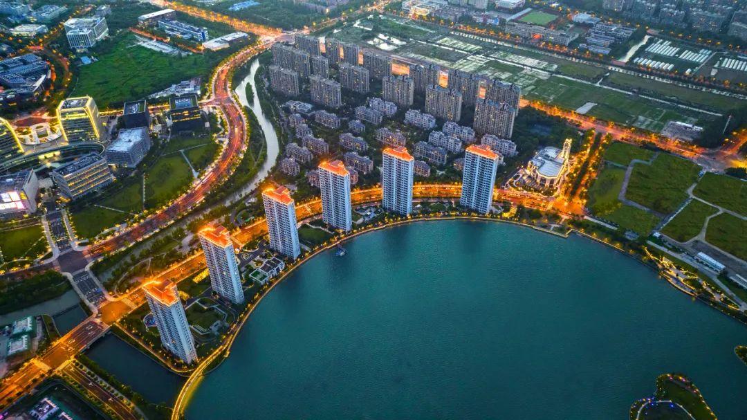 紫竹风采融汇三生 魅力于形—记紫竹国家高新区科技城建设二十年