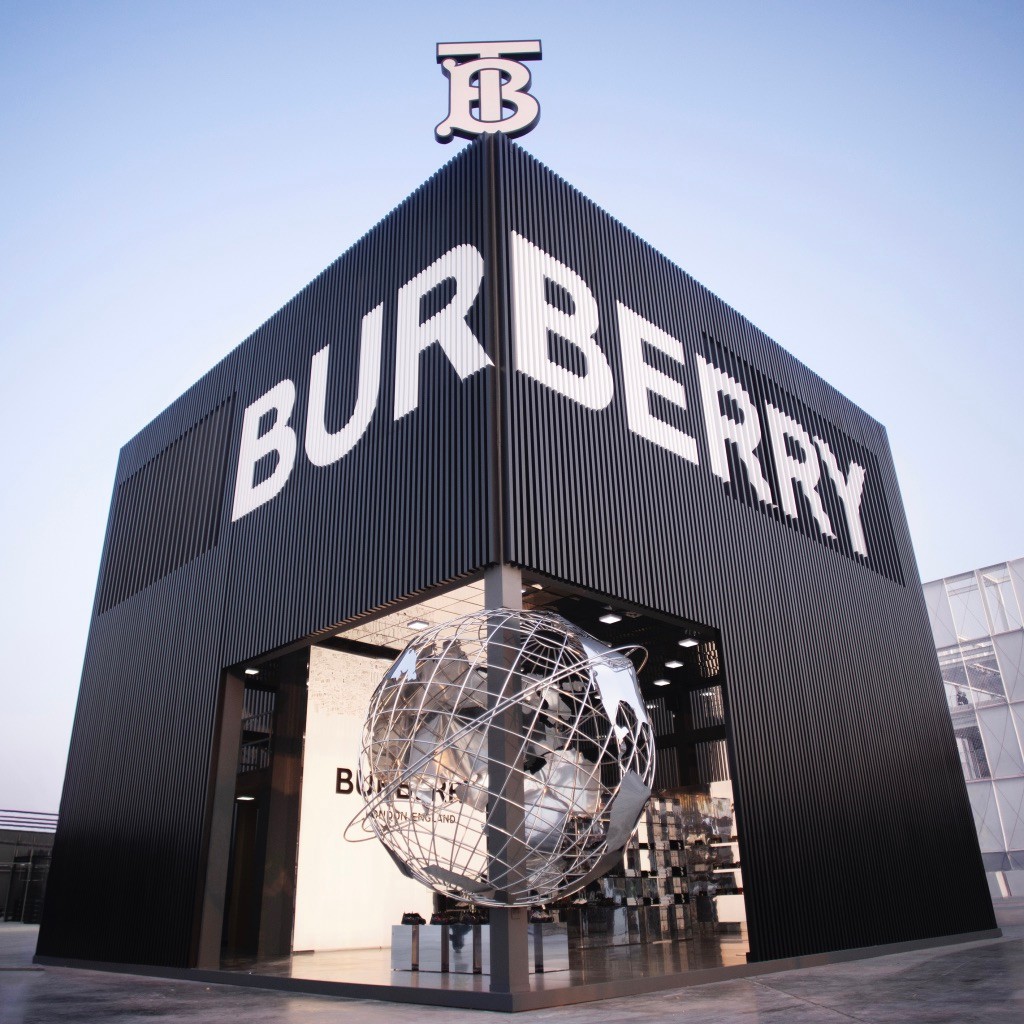 burberry发布新logo设计,马术骑士标回归!