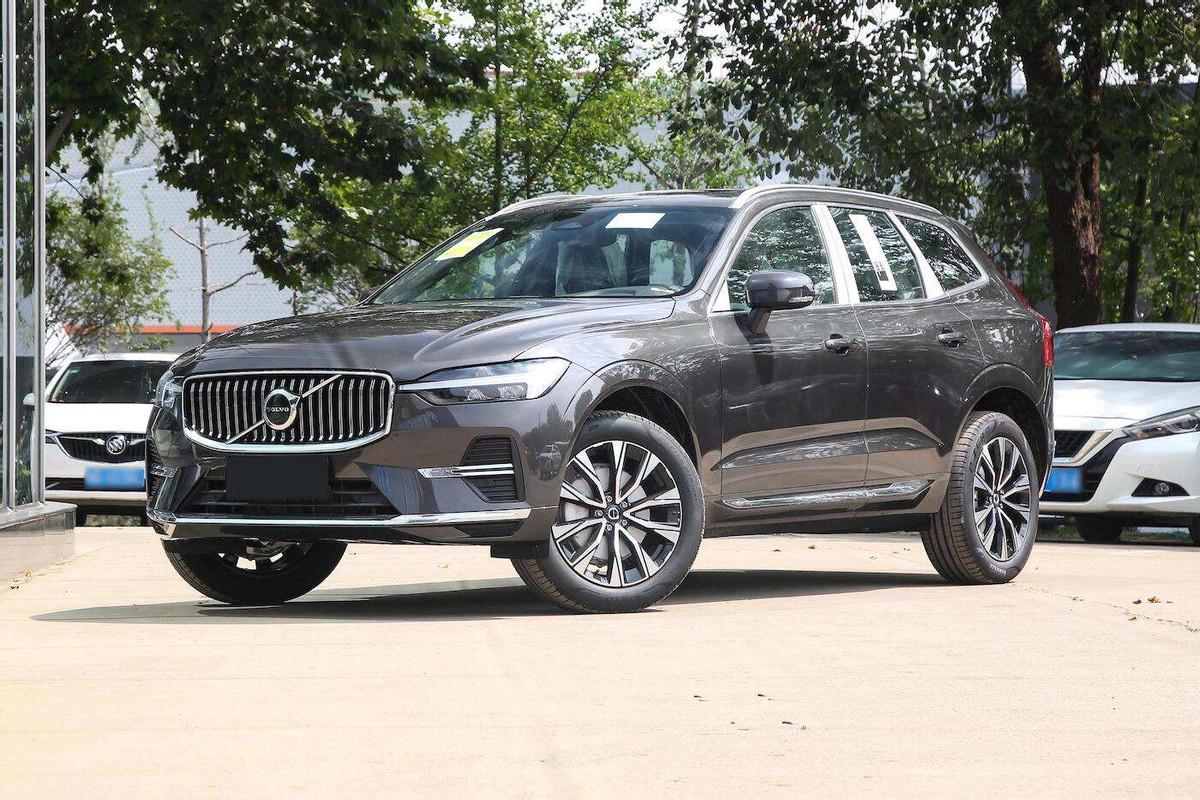 先开宝马x3,再提沃尔沃xc60,两车对比,车主坦率地说了感受