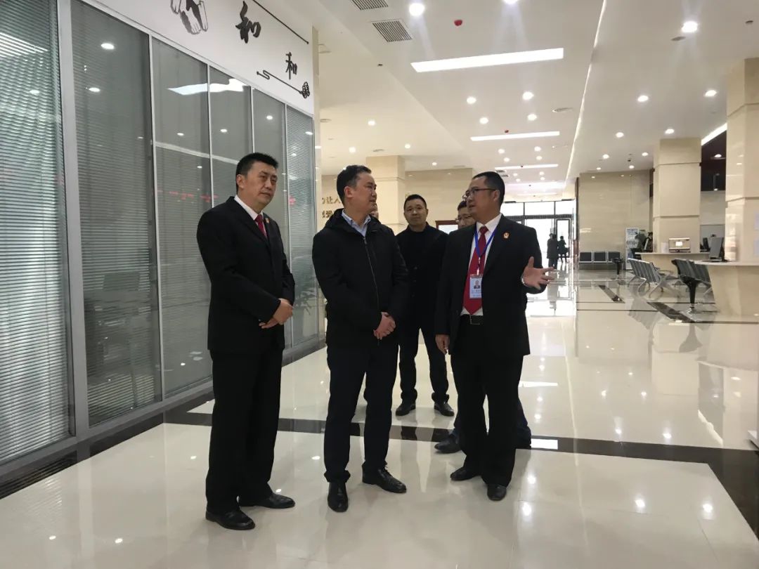 【教育整顿·第17期】东兴区区委副书记陈泽清率队调研督导区法院队伍