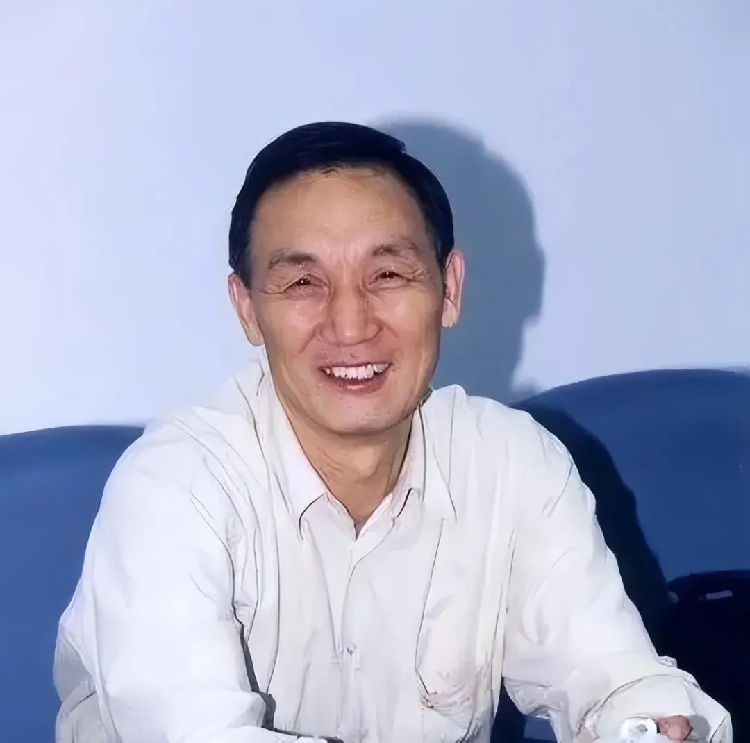 中有先锋兴邦志 激流砥柱亦巍然——中兴创始人侯为贵专访