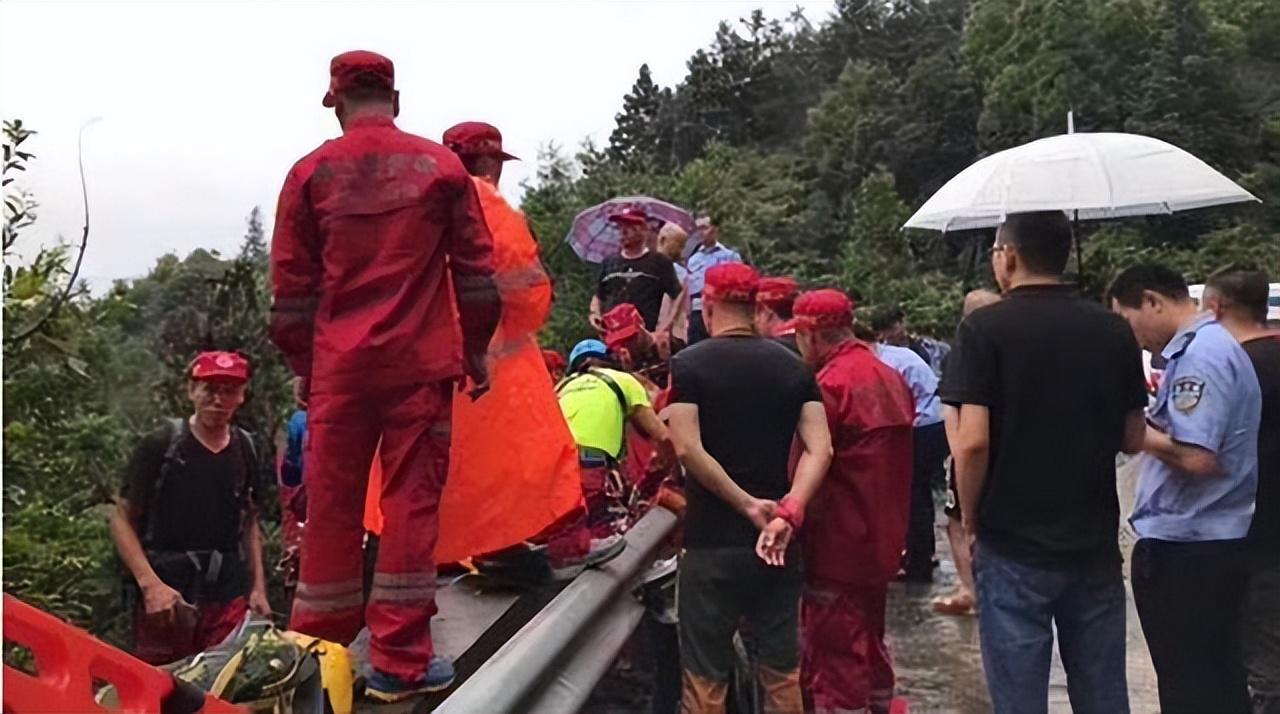 回顾18年浙江女孩乘车遇害生命最后一刻曾呼救1年后司机执死刑