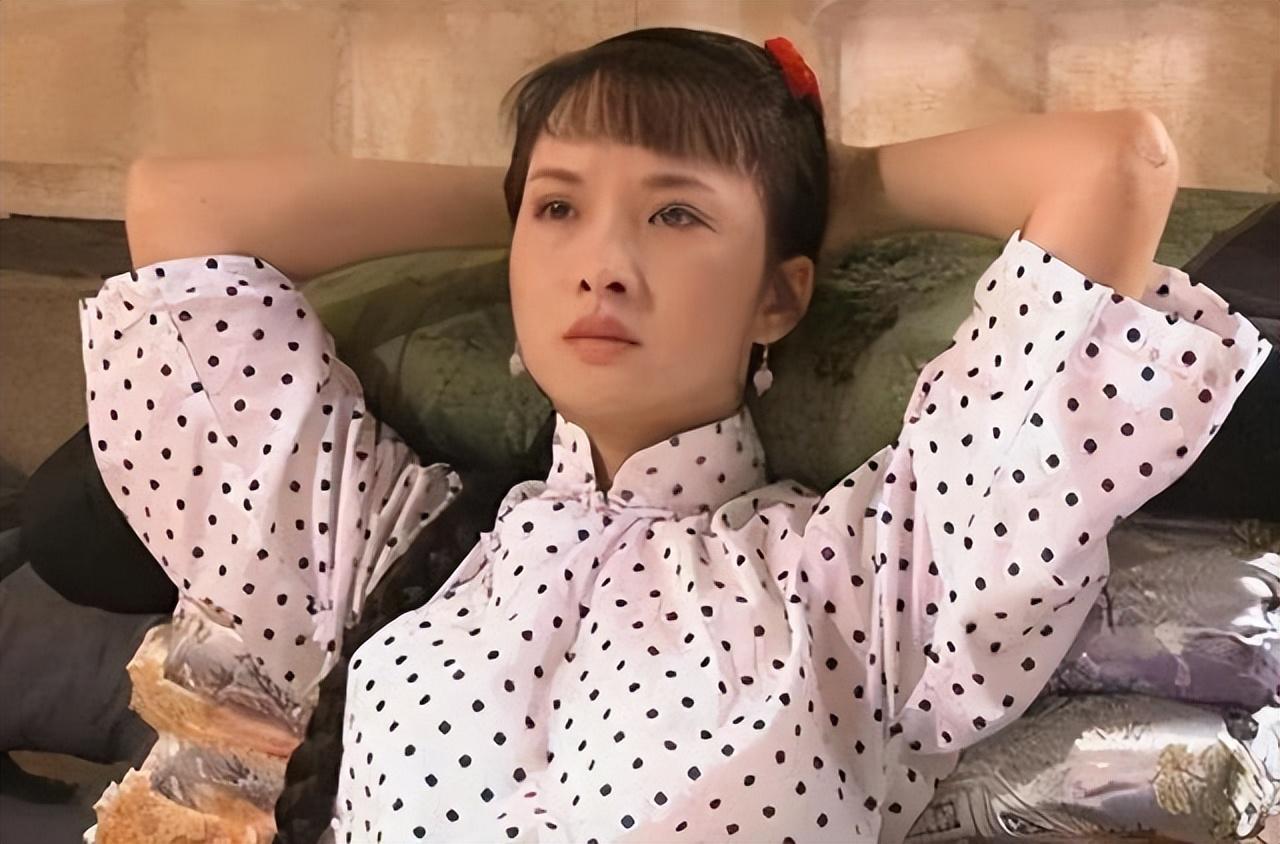 《大宅门》里,60岁的白景琦娶28岁的香秀,才是最狠的算计