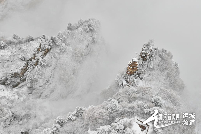 运城:雪后五老峰景区美如画