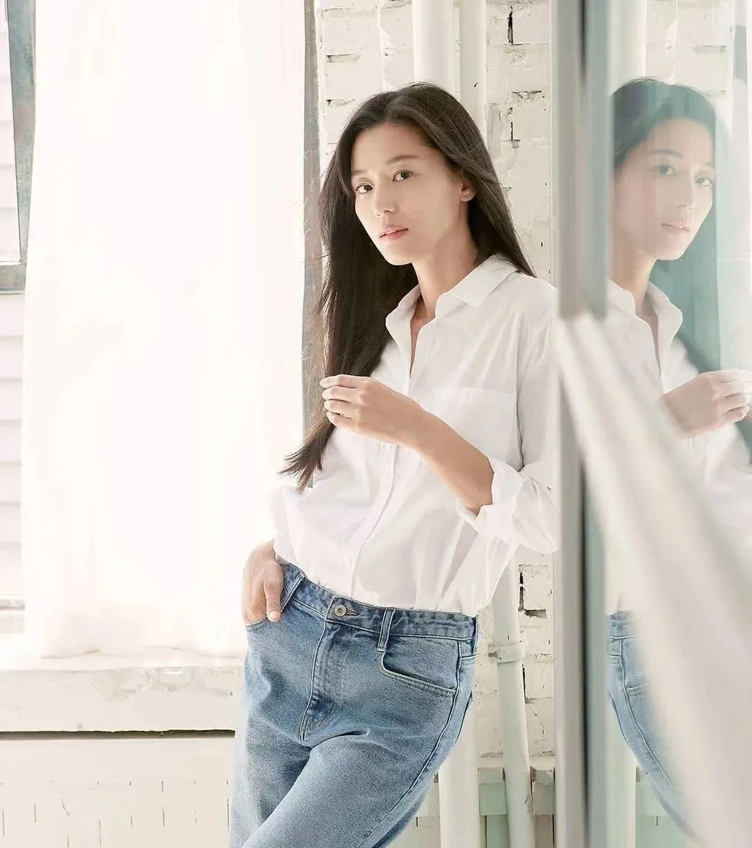 全智贤带老公疯狂追星被拍个正着,这生图也太暴击了