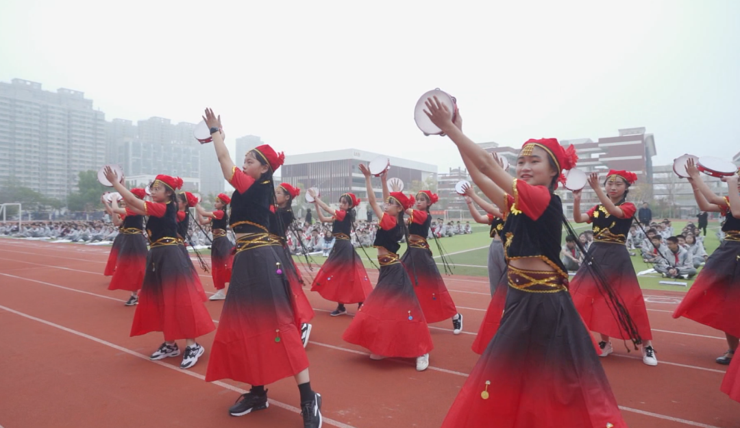南京市百家湖中学:精彩体育艺术节上,他们挥洒青春活力!