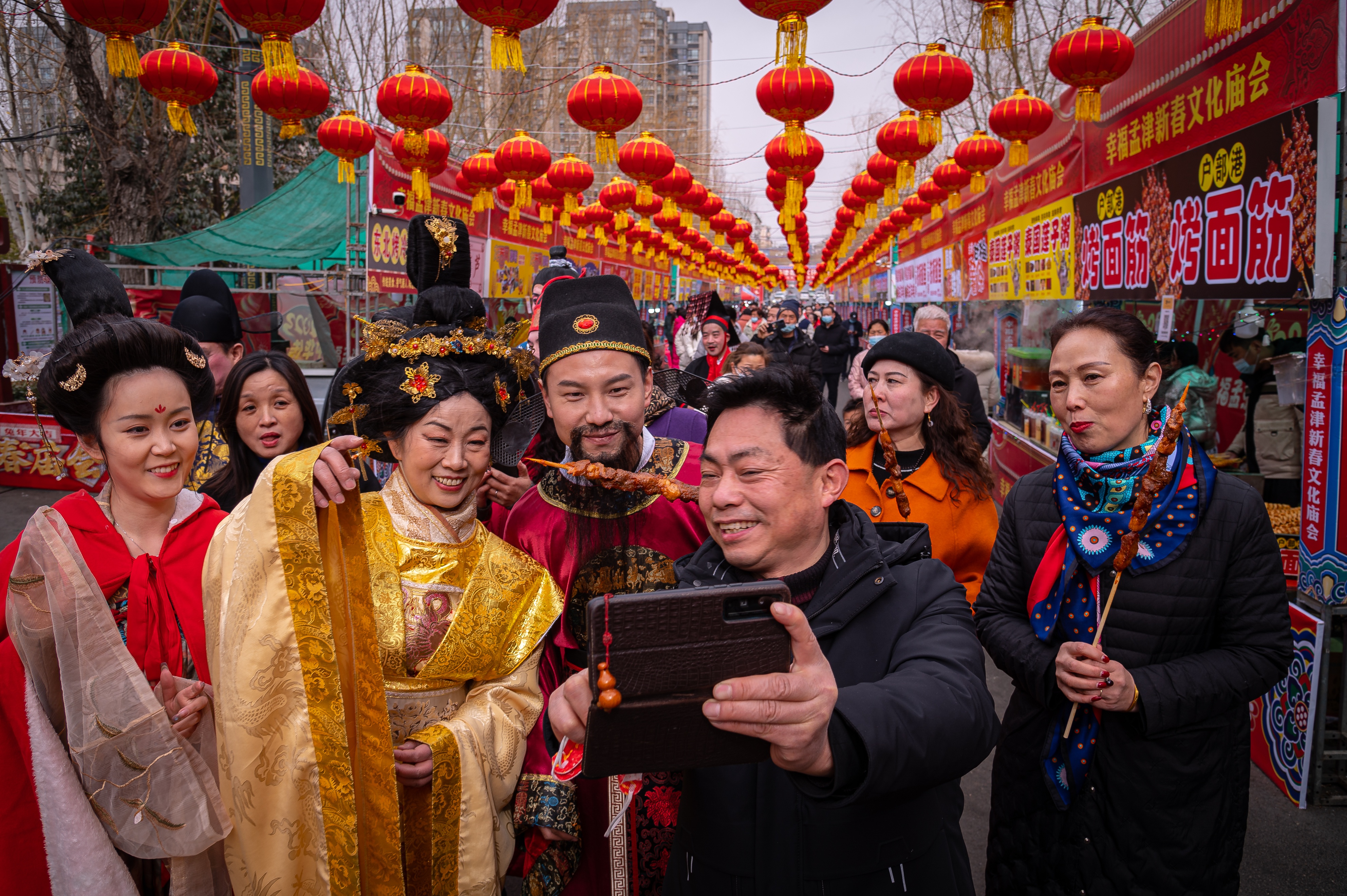 武则天,狄仁杰,刘秀,班超,9位历史名人穿越千年聚孟津