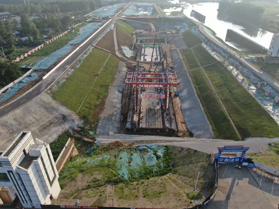 霍邱临淮岗船闸项目最后一只"拦路虎"被成功清除!