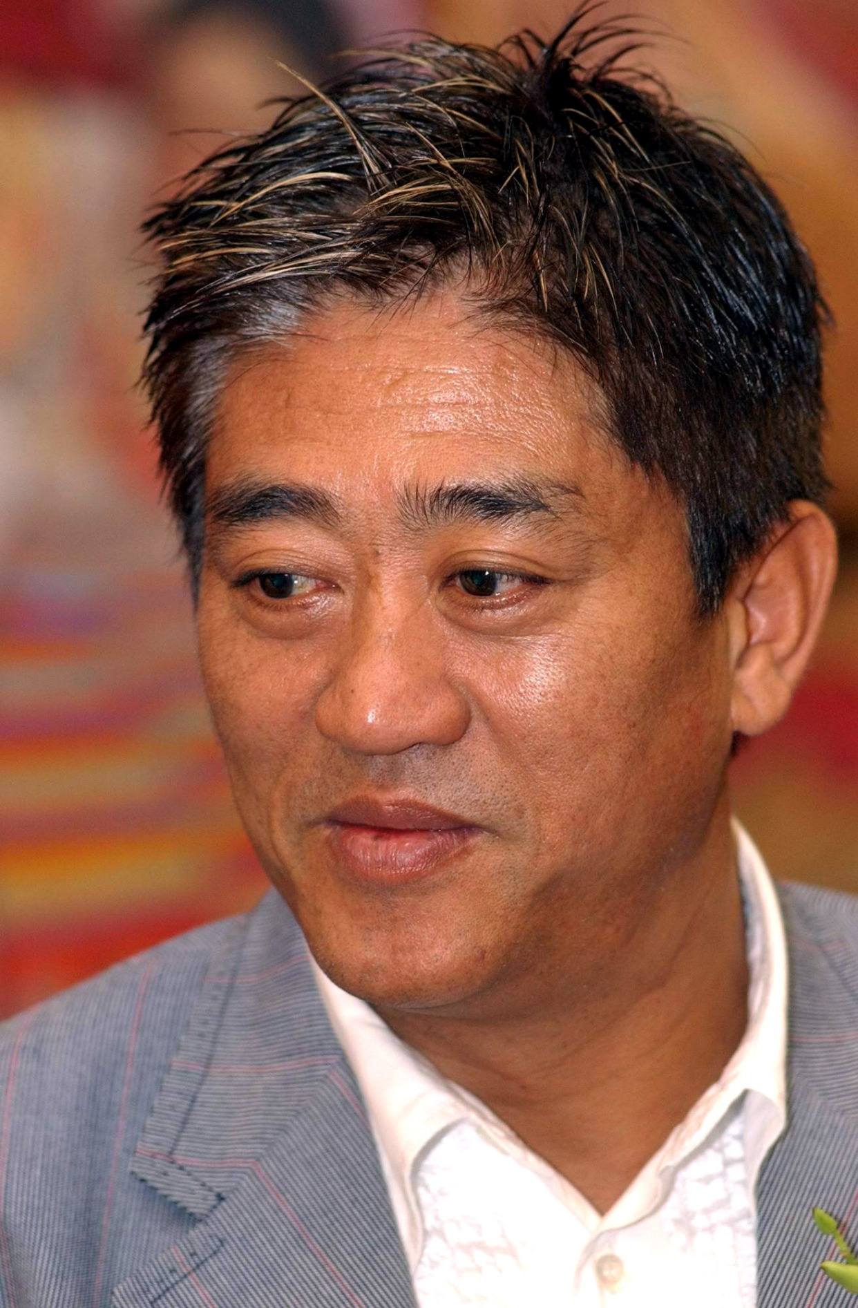 飞越黄河的柯受良地位有多高?张学友出钱治丧,刘德华为其女送嫁