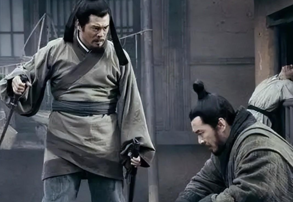 陈宫看似忠于吕布,实际是为了成全自己,有一点原因很重要