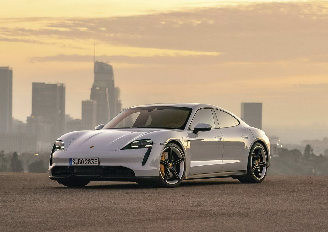 保时捷taycan纯电动跑车销量创新高!超过经典跑车911