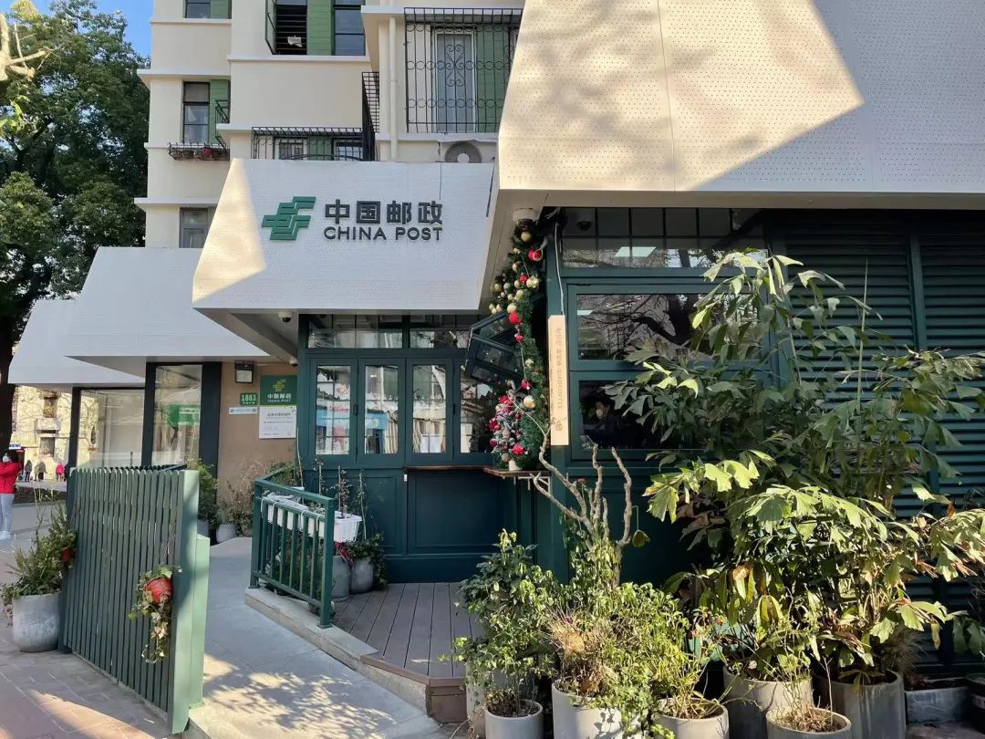 这家卖咖啡的"网红"邮局上新了!武康大楼专属邮戳等你来