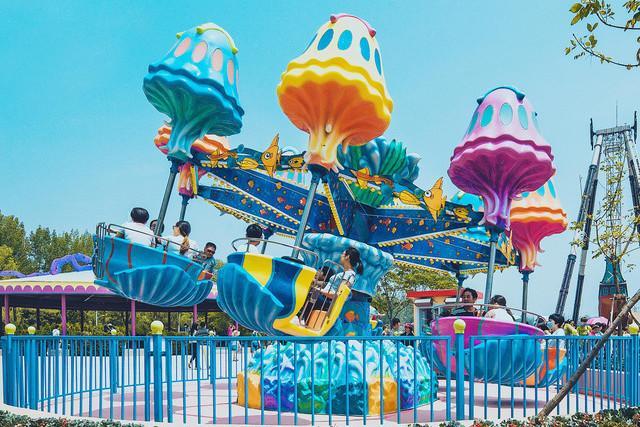 秦皇岛最大的海洋主题乐园,耗资10亿修建,距北京280公里