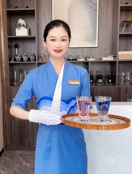 越秀服务最美水吧用精致描绘初遇美学